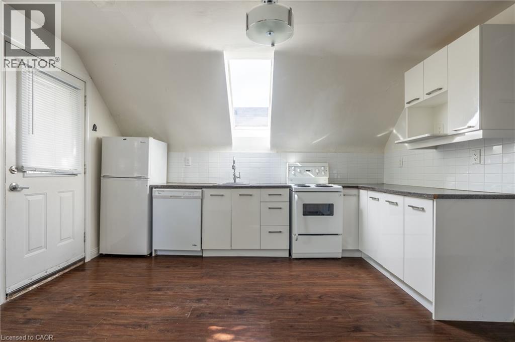 11 PROCTOR Boulevard Unit# 3, Hamilton, Ontario, L8M2M2 — Photo 3