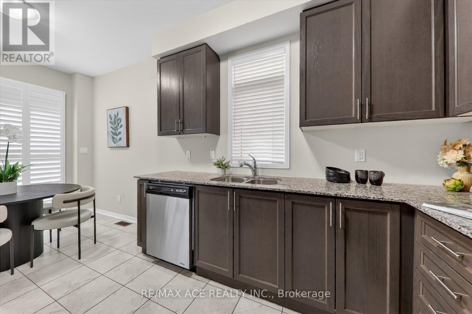 1034 BYRON STREET N, Whitby (Williamsburg), Ontario, L1N0E5 — Photo 19