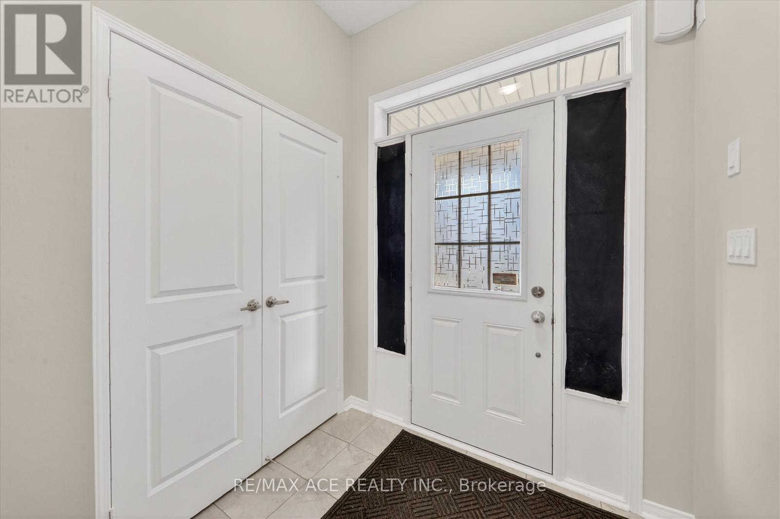 1034 BYRON STREET N, Whitby (Williamsburg), Ontario, L1N0E5 — Photo 5