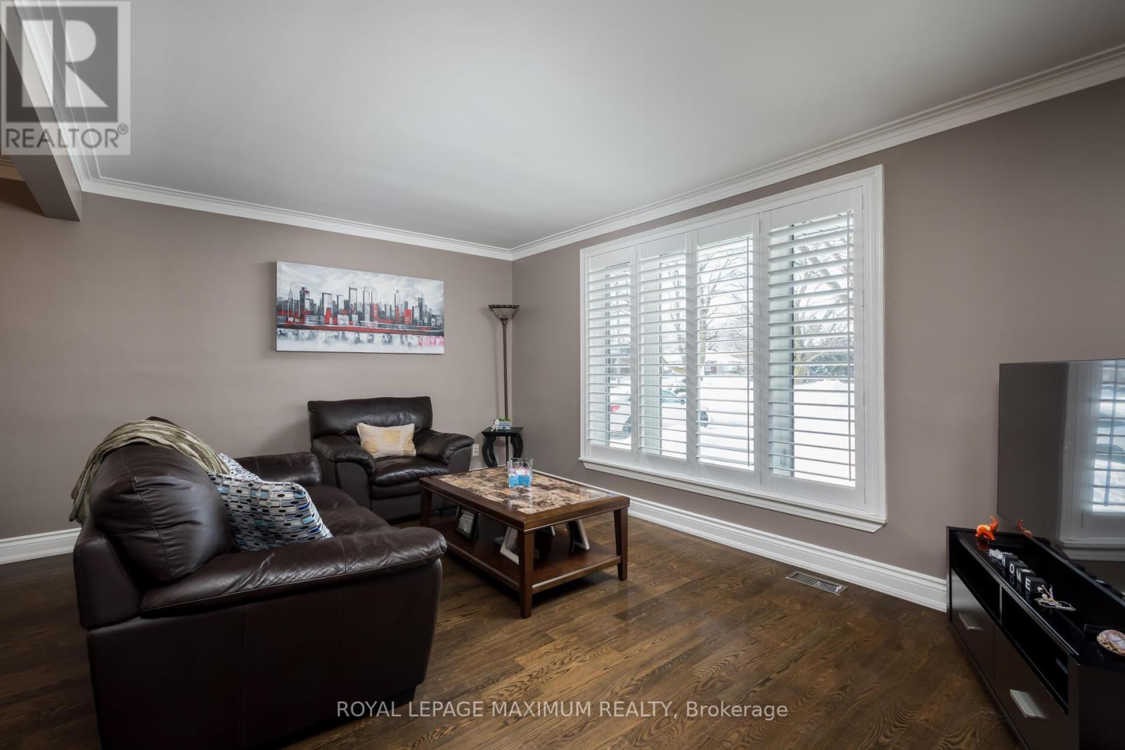 33 ALICE CRESCENT, Toronto (Wexford-Maryvale), Ontario, M1R4N6 — Photo 6