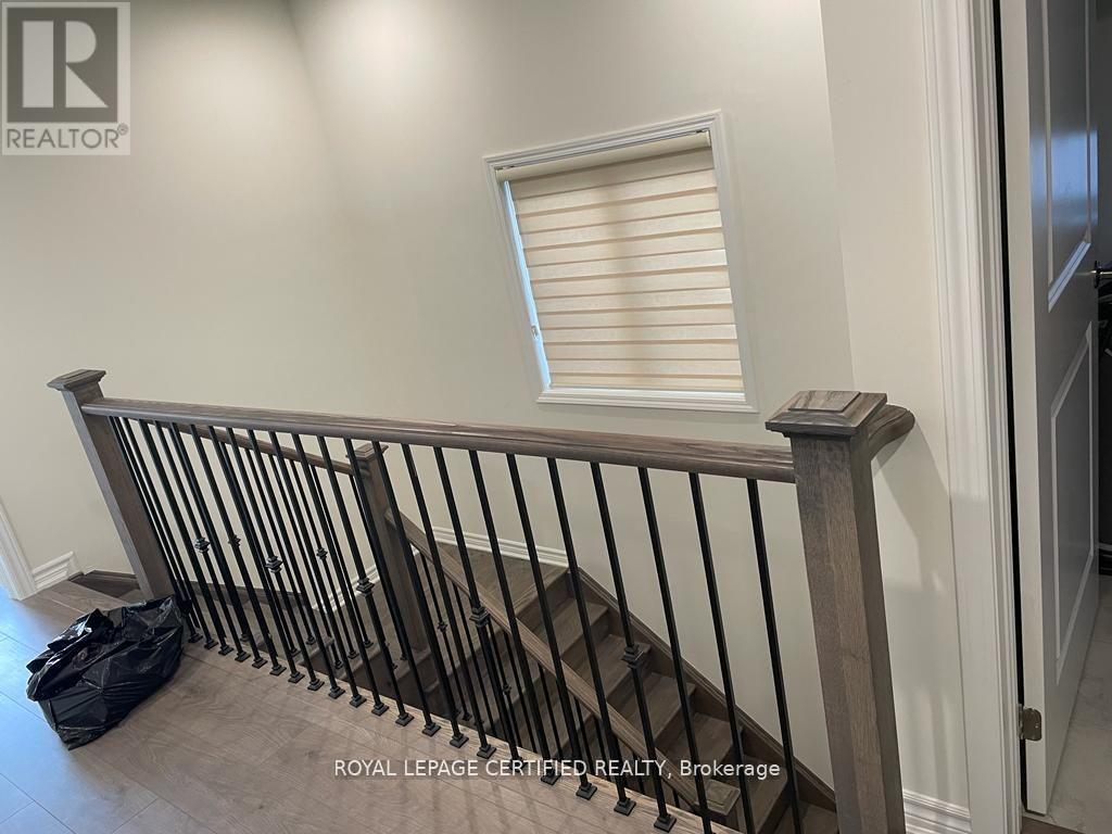 9 AFFUSION ROAD E, Brampton (Northwest Brampton), Ontario, L7A0H1 — Photo 7