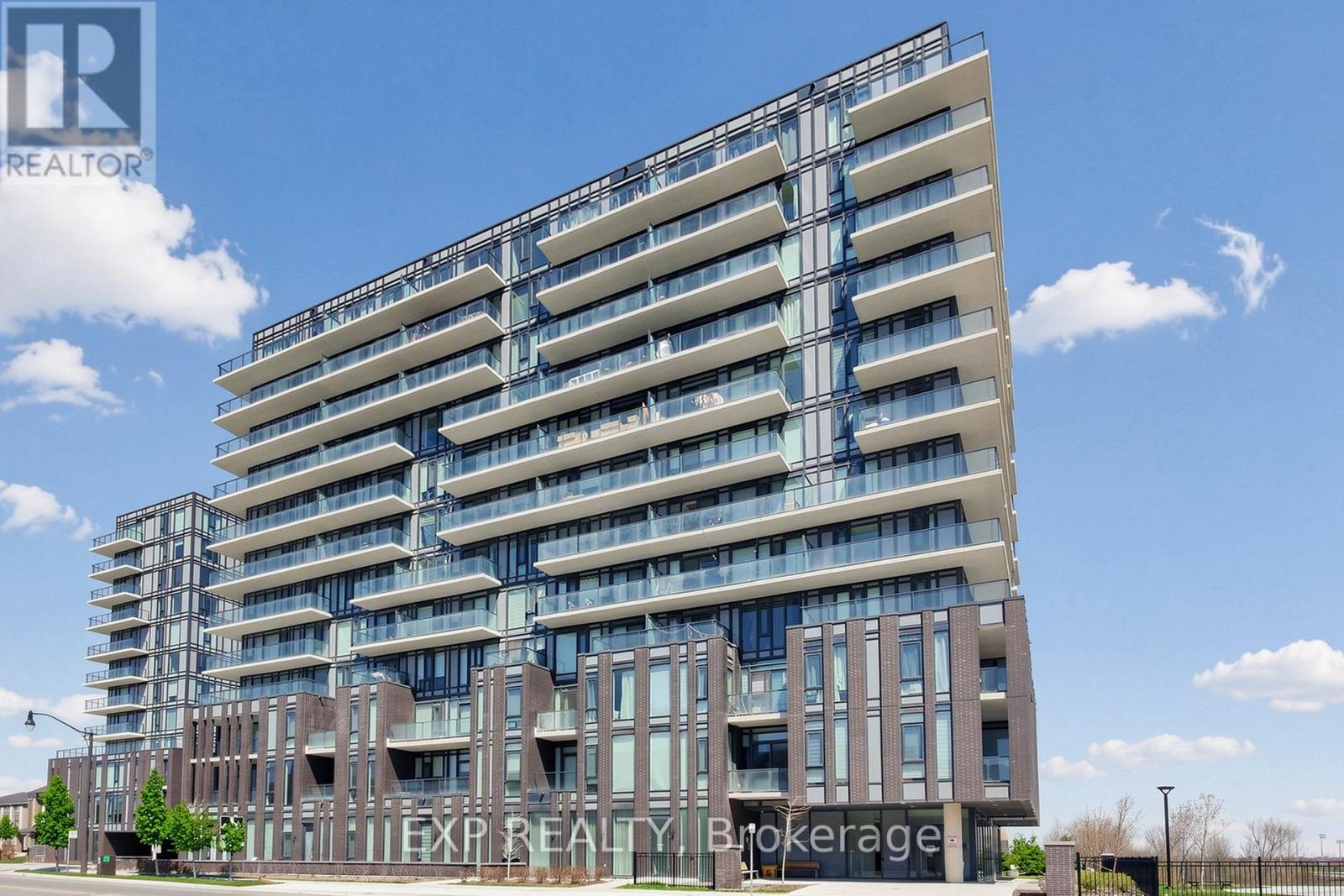 215 VETERANS DRIVE, Brampton (Northwest Brampton), Ontario, L7A4S6 — Photo 2