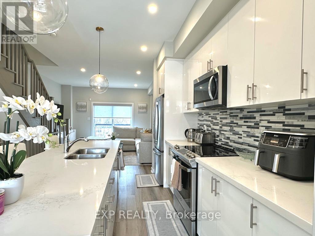 52 - 38 MARKLE CRESCENT, Hamilton (Ancaster), Ontario, L9G0H4 — Photo 4