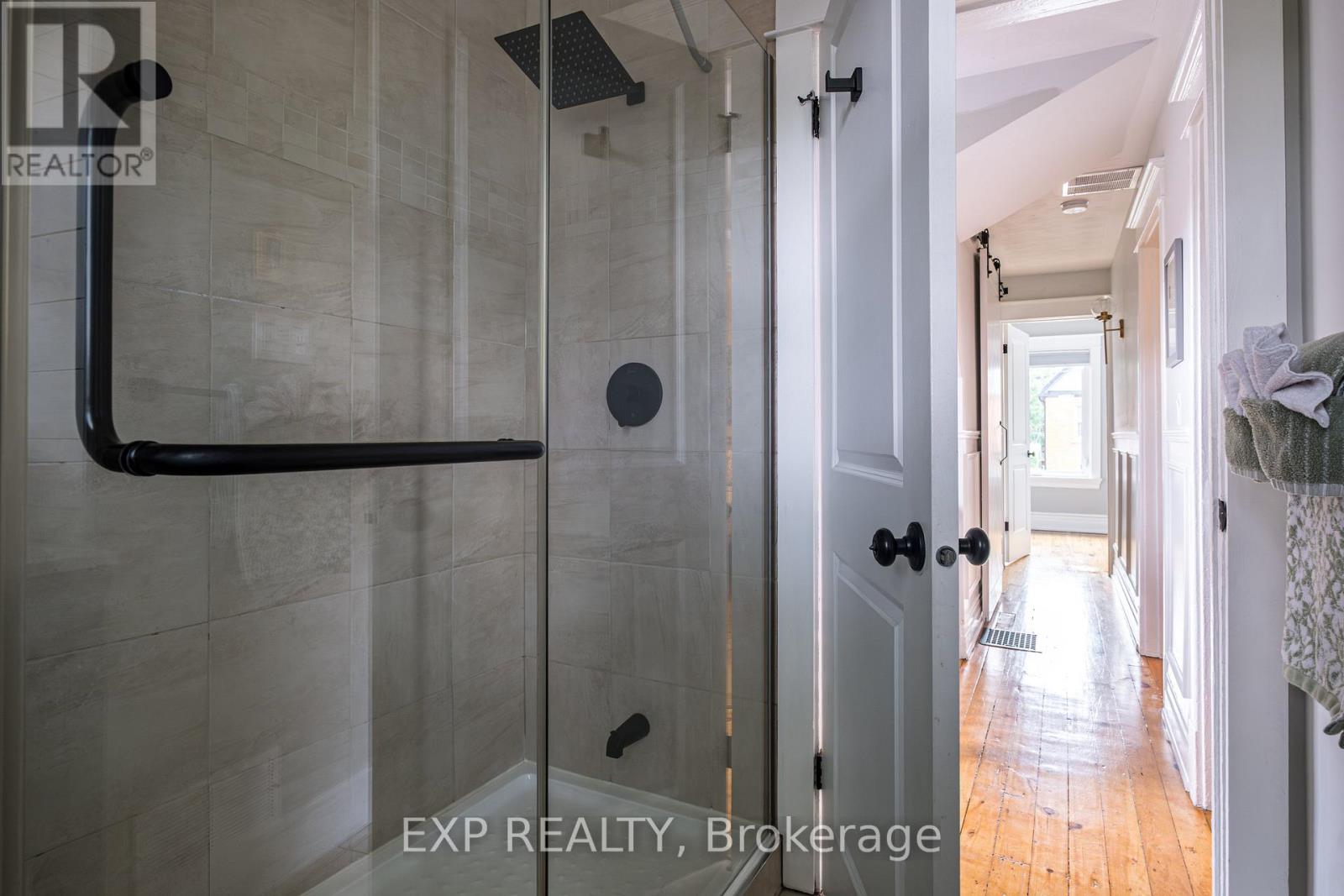 14 CHATHAM STREET, Hamilton (Kirkendall), Ontario, L8P2B2 — Photo 21