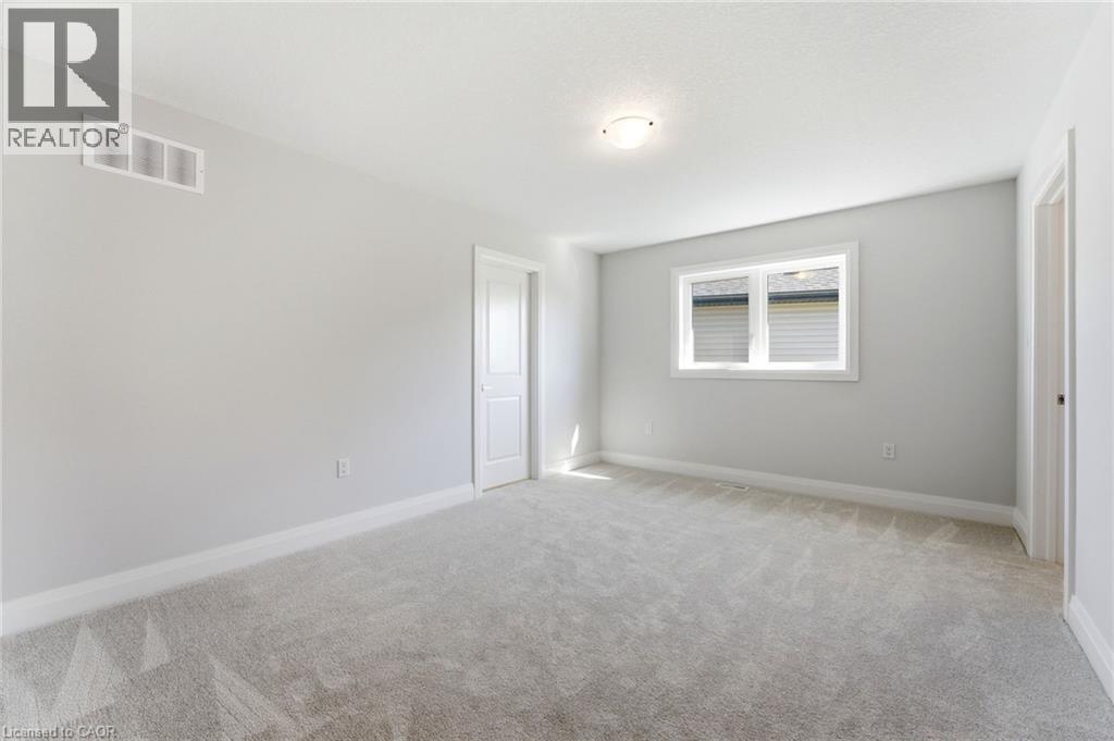 19 WOODVALLEY Court, Hamilton, Ontario, L9B2S7 — Photo 17