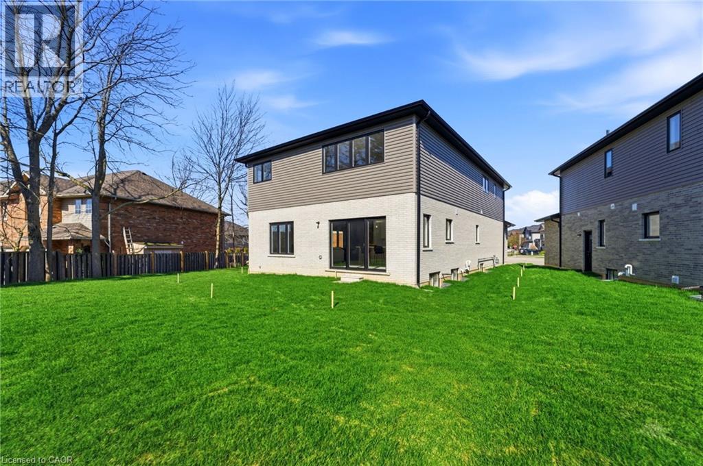 19 WOODVALLEY Court, Hamilton, Ontario, L9B2S7 — Photo 27