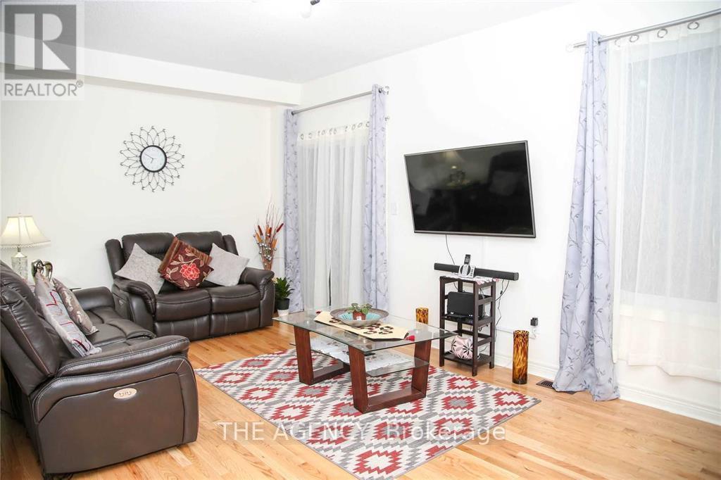 647 MOCKRIDGE TERRACE S, Milton (HA Harrison), Ontario, L9T8W1 — Photo 8