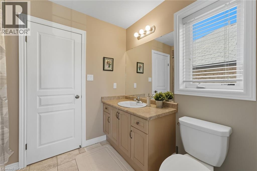 20 LORUPE Court, Ancaster, Ontario, L9G0C8 — Photo 18