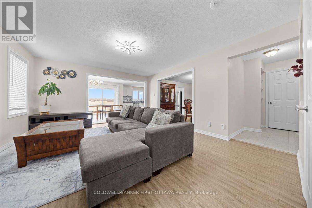 355 SWEETCLOVER WAY, Ottawa, Ontario, K4A1E6 — Photo 4