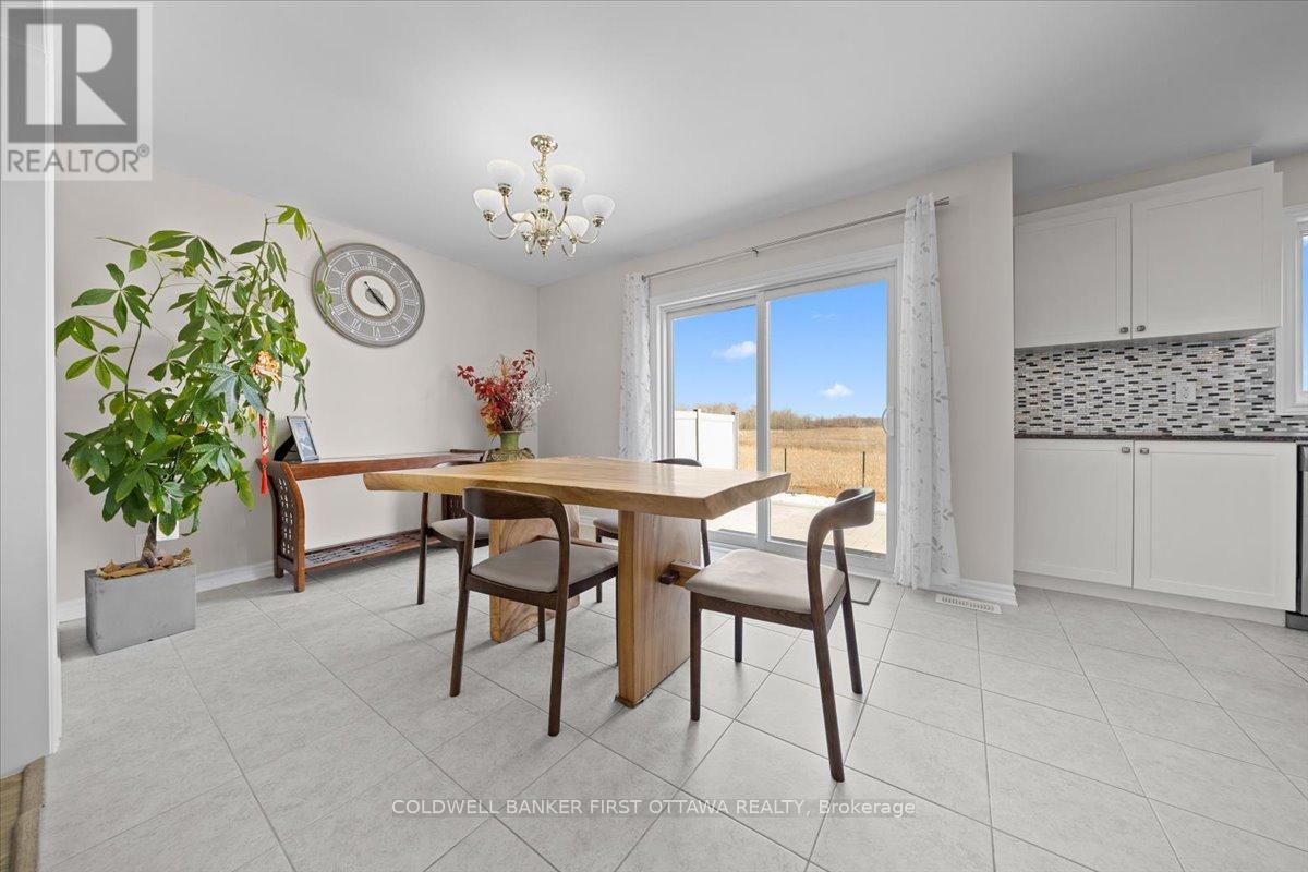 355 SWEETCLOVER WAY, Ottawa, Ontario, K4A1E6 — Photo 5