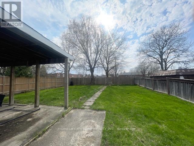 MAIN - 18 ALBACORE CRESCENT, Toronto (Woburn), Ontario, M1H2L3 — Photo 3