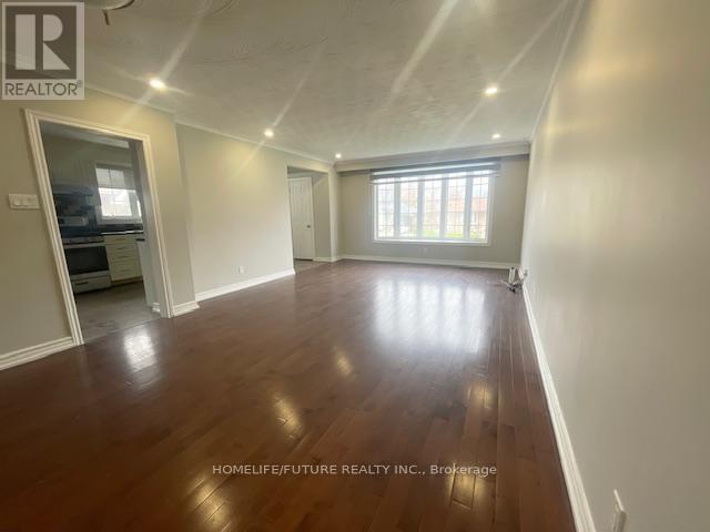 MAIN - 18 ALBACORE CRESCENT, Toronto (Woburn), Ontario, M1H2L3 — Photo 4