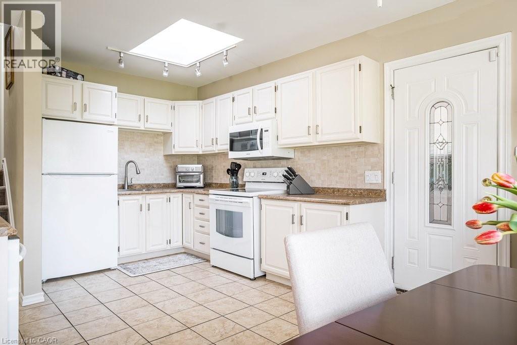 129 ONEIDA Boulevard, Hamilton, Ontario, L9G3C7 — Photo 13