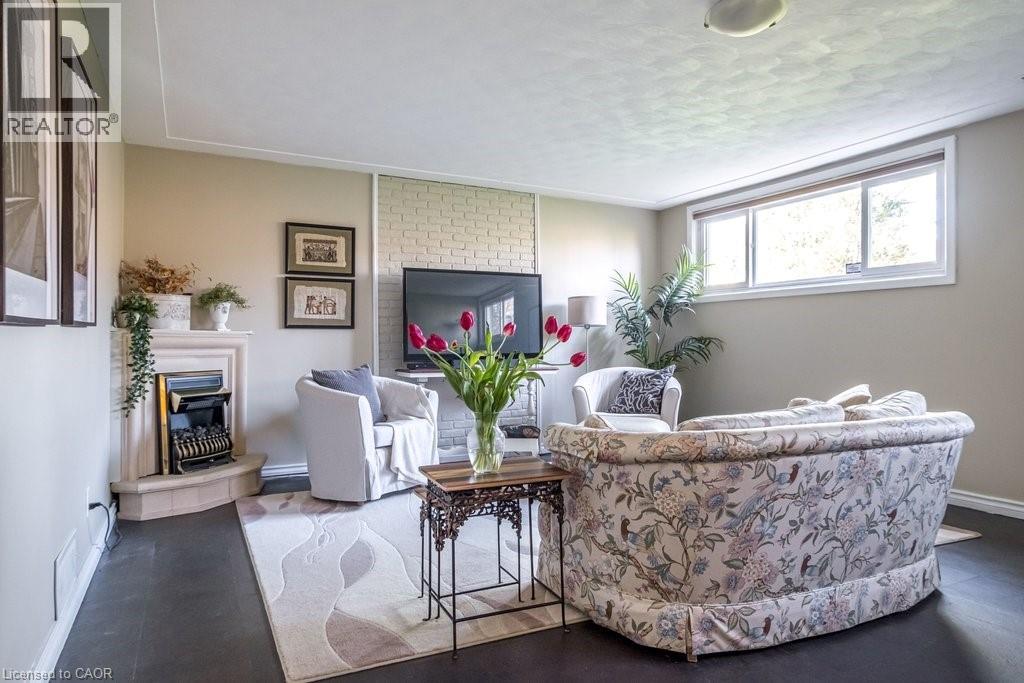 129 ONEIDA Boulevard, Hamilton, Ontario, L9G3C7 — Photo 25