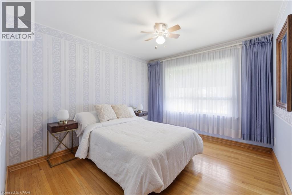 37 CENTRAL PARK Avenue, Dundas, Ontario, L9H2M5 — Photo 13