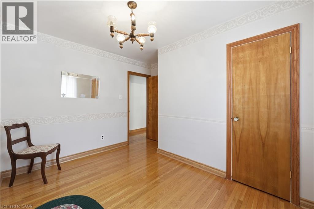 37 CENTRAL PARK Avenue, Dundas, Ontario, L9H2M5 — Photo 14