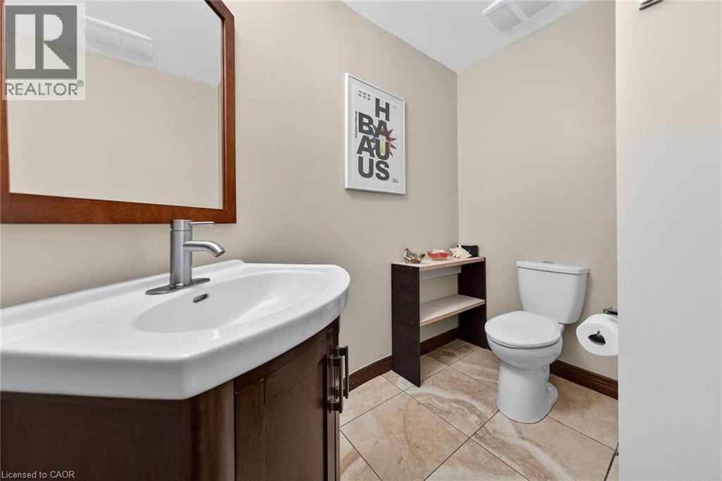 6 REGAL Drive, Hamilton, Ontario, L8W2P4 — Photo 18