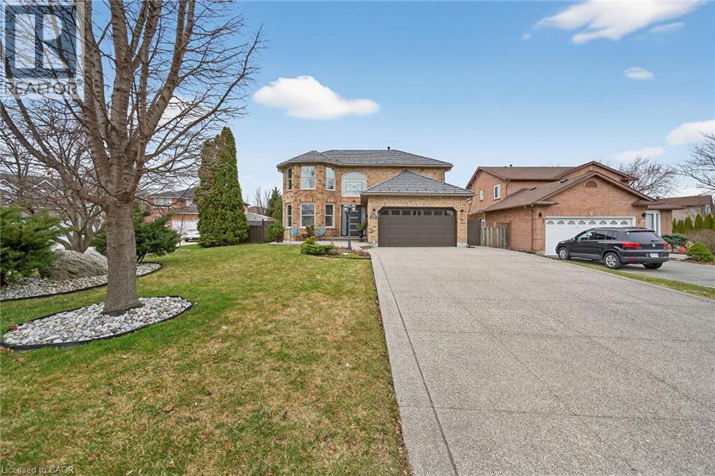 6 REGAL Drive, Hamilton, Ontario, L8W2P4 — Photo 2
