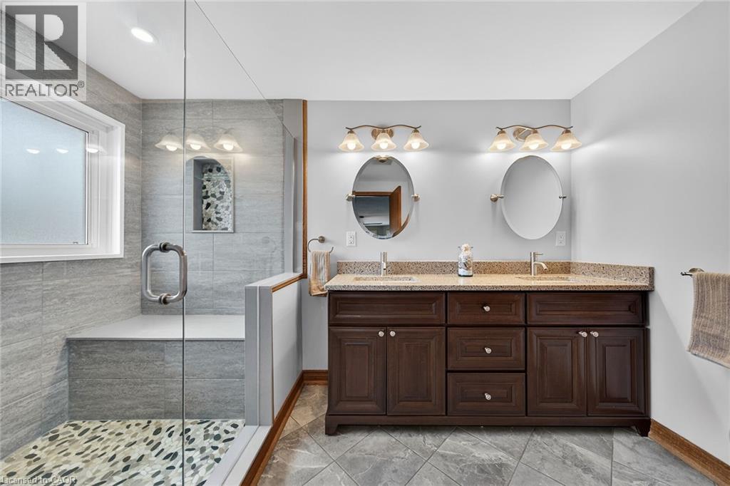 6 REGAL Drive, Hamilton, Ontario, L8W2P4 — Photo 28