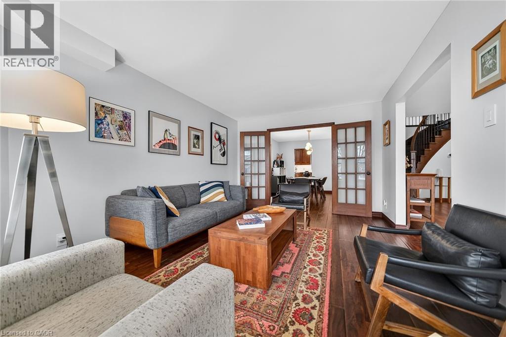 6 REGAL Drive, Hamilton, Ontario, L8W2P4 — Photo 8