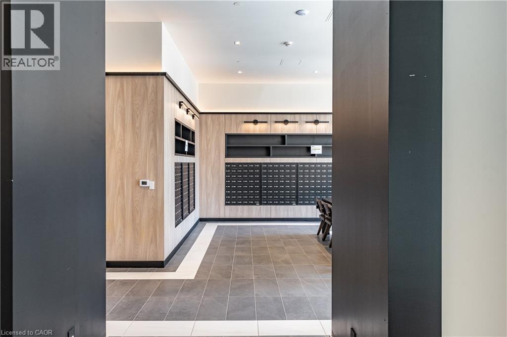 1 JARVIS Street Unit# 422, Hamilton, Ontario, L8R3J2 — Photo 4