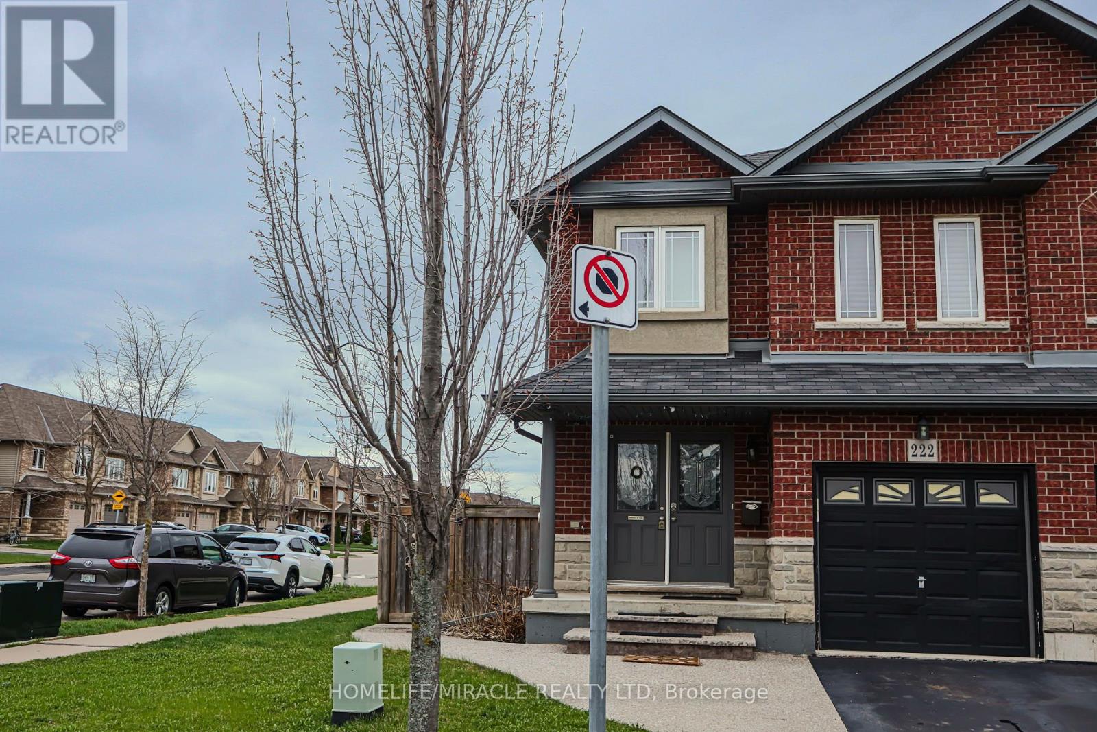 222 PELECH CRESCENT, Hamilton (Hannon), Ontario, L0R1P0 — Photo 2