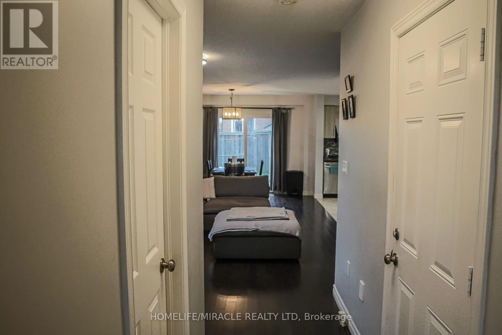 222 PELECH CRESCENT, Hamilton (Hannon), Ontario, L0R1P0 — Photo 5