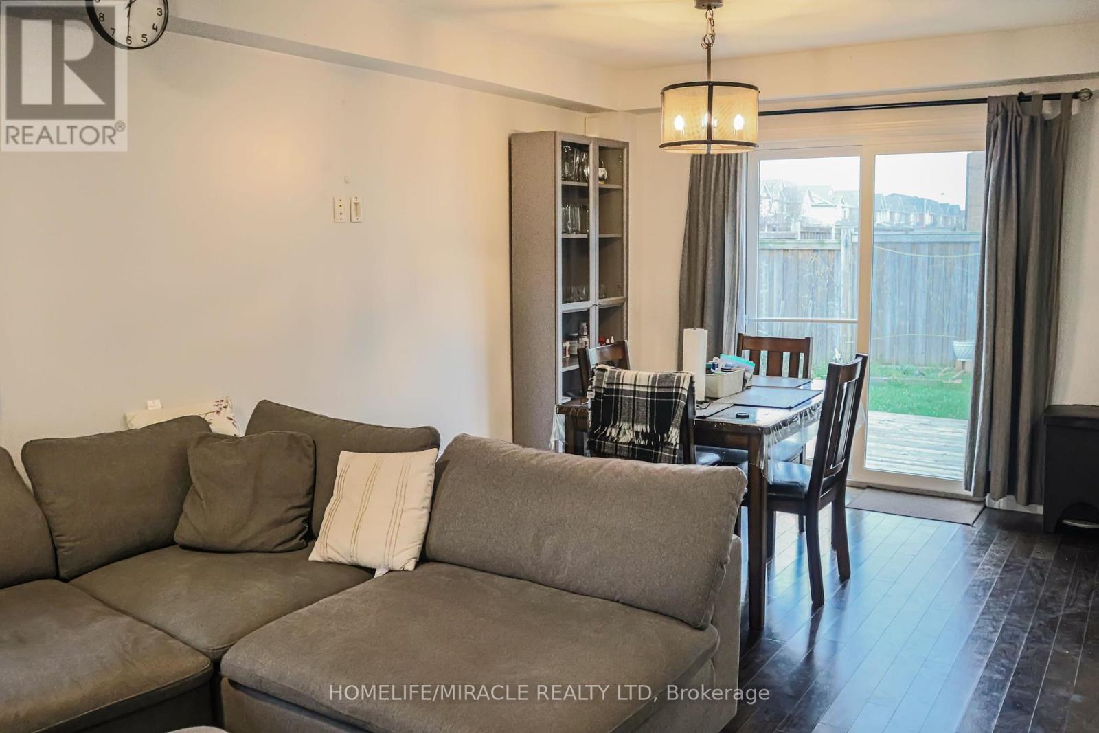 222 PELECH CRESCENT, Hamilton (Hannon), Ontario, L0R1P0 — Photo 9