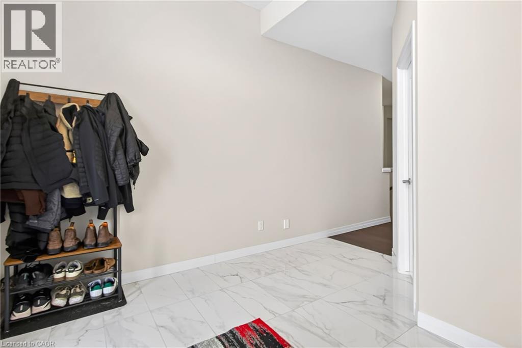 201 DEMPSEY Drive, Stratford, Ontario, N5A0K5 — Photo 7
