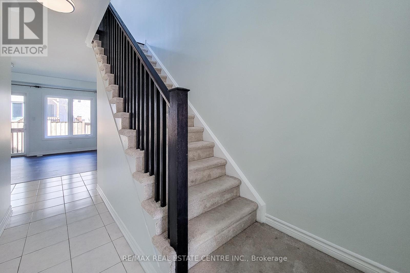137 BORERS CREEK CIRCLE, Hamilton (Waterdown), Ontario, L8B1W3 — Photo 10