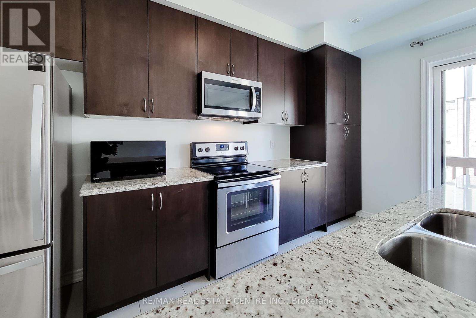 137 BORERS CREEK CIRCLE, Hamilton (Waterdown), Ontario, L8B1W3 — Photo 22