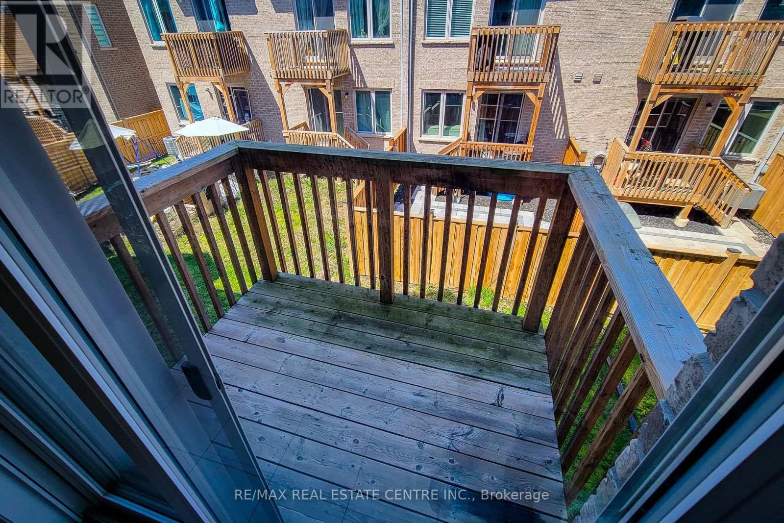 137 BORERS CREEK CIRCLE, Hamilton (Waterdown), Ontario, L8B1W3 — Photo 26