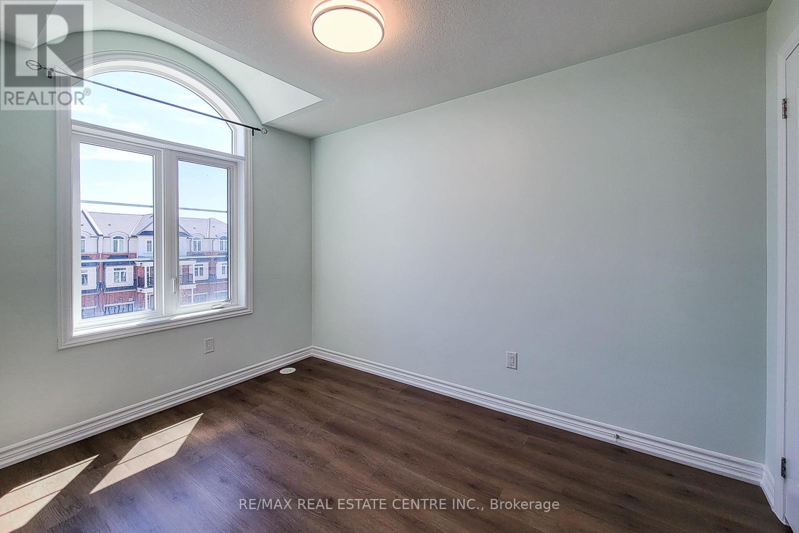 137 BORERS CREEK CIRCLE, Hamilton (Waterdown), Ontario, L8B1W3 — Photo 35