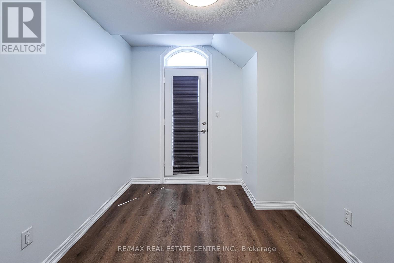 137 BORERS CREEK CIRCLE, Hamilton (Waterdown), Ontario, L8B1W3 — Photo 38