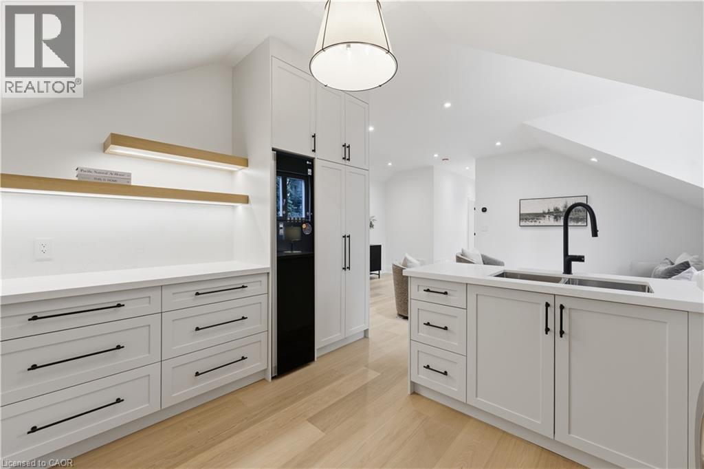 39 CREDIT Road, Cheltenham, Ontario, L7C3J3 — Photo 35