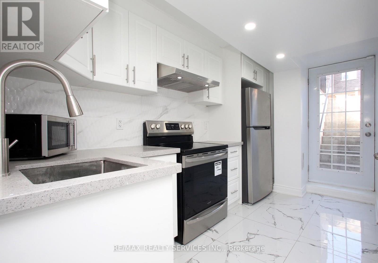 10 ISLE ROYAL TERRACE, Brampton (Bram West), Ontario, L6Y6B1 — Photo 18