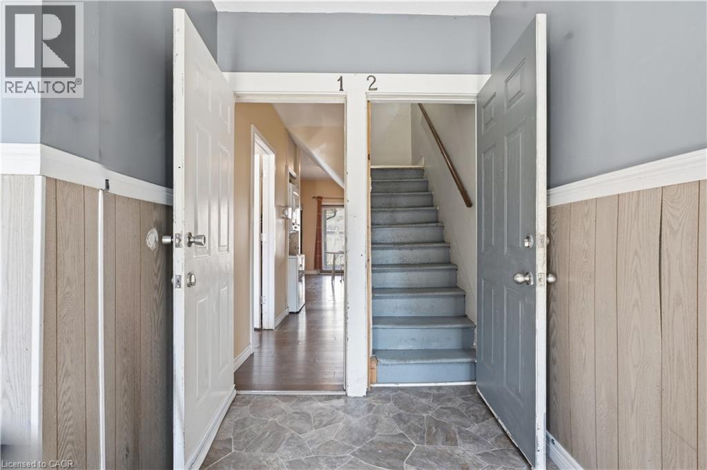 211 REBECCA Street, Hamilton, Ontario, L8R1C2 — Photo 3