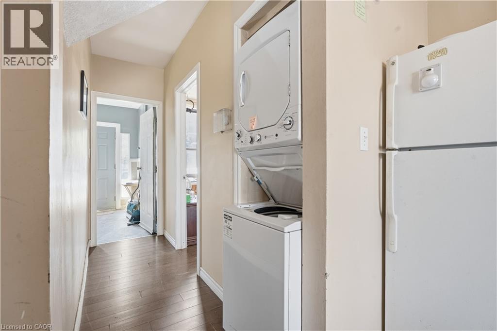 211 REBECCA Street, Hamilton, Ontario, L8R1C2 — Photo 4