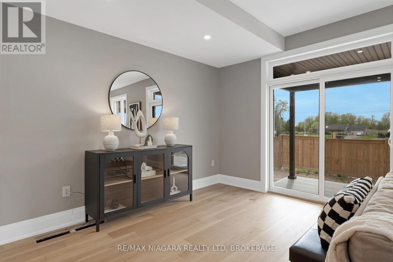 6200 CURLIN CRESCENT, Niagara Falls (Forestview), Ontario, L2H0B8 — Photo 10