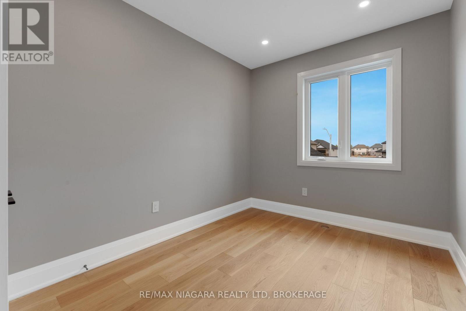 6200 CURLIN CRESCENT, Niagara Falls (Forestview), Ontario, L2H0B8 — Photo 22