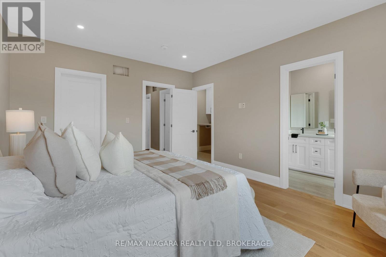 6200 CURLIN CRESCENT, Niagara Falls (Forestview), Ontario, L2H0B8 — Photo 27