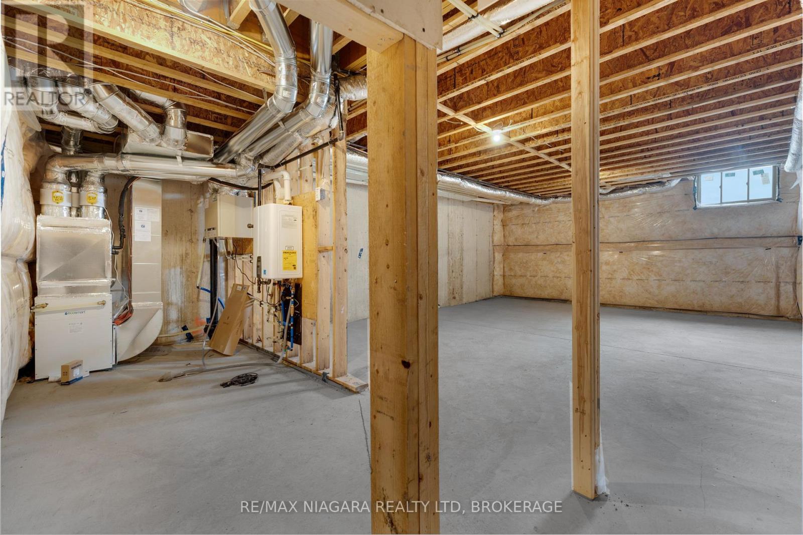 6200 CURLIN CRESCENT, Niagara Falls (Forestview), Ontario, L2H0B8 — Photo 34