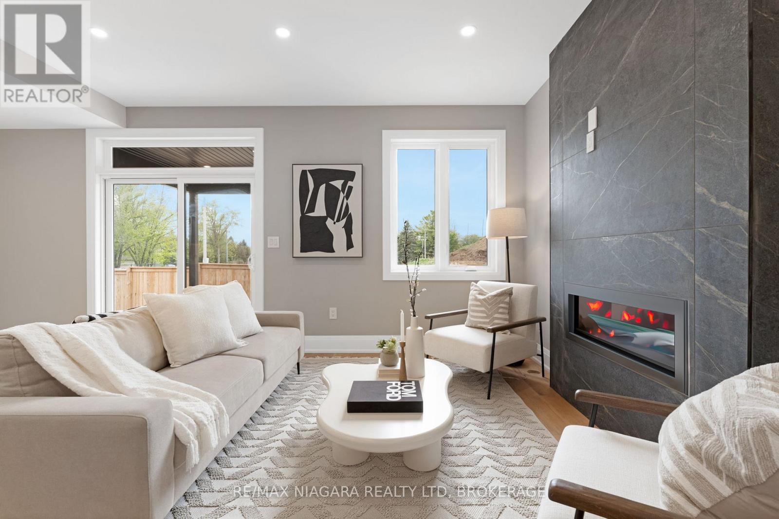 6208 CURLIN CRESCENT, Niagara Falls (Forestview), Ontario, L2H0B8 — Photo 12