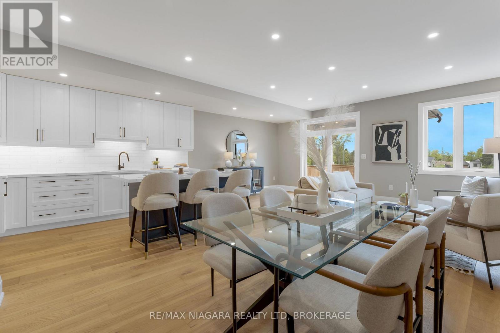 6204 CURLIN CRESCENT, Niagara Falls (Forestview), Ontario, L2H0B8 — Photo 5