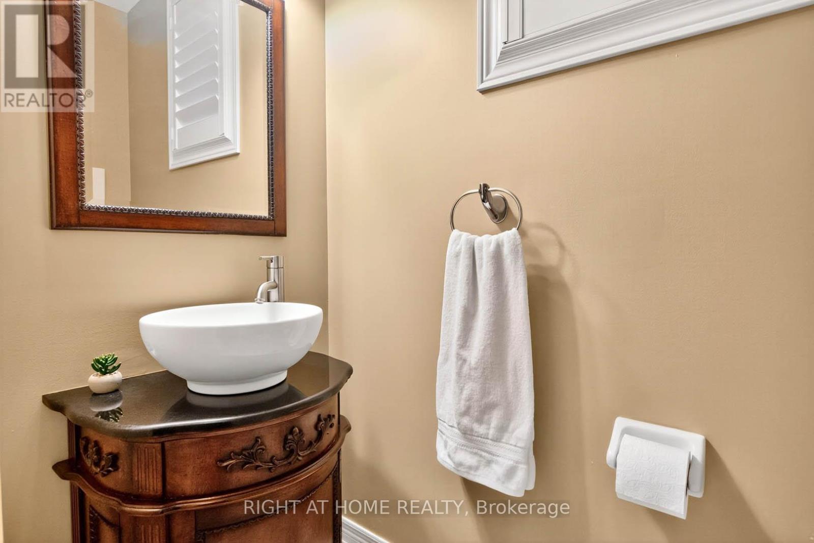 7 MESSINA AVENUE, Brampton (Bram West), Ontario, L6Y0M6 — Photo 17