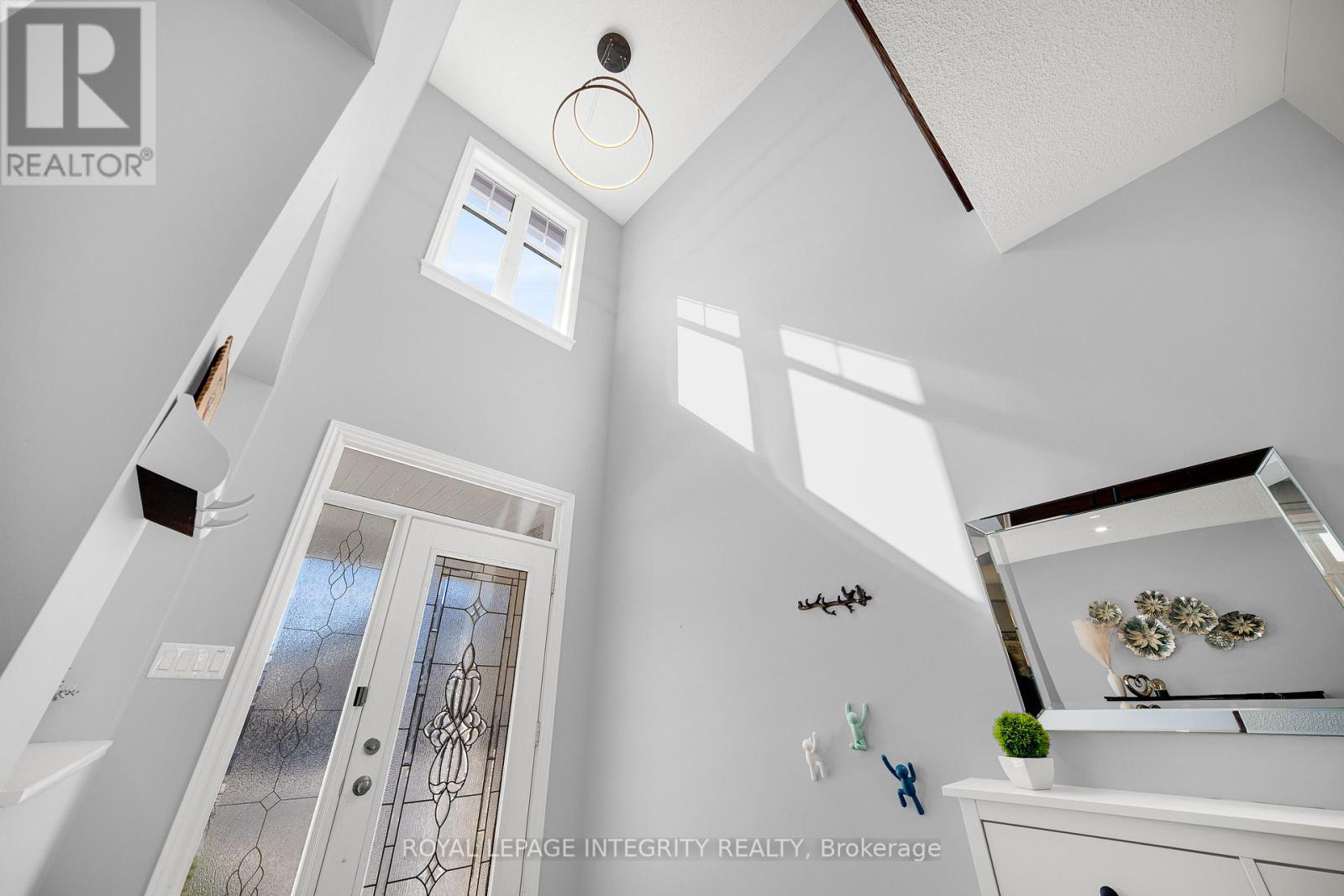 568 EGRET WAY, Ottawa, Ontario, K2C3H2 — Photo 2