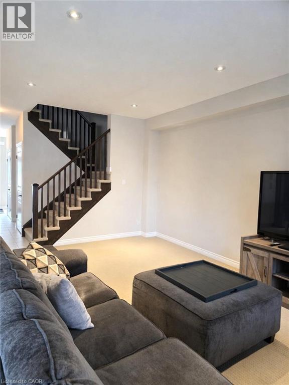 120 VINEBERG Drive Unit# 21, Hamilton, Ontario, L8W4A3 — Photo 3