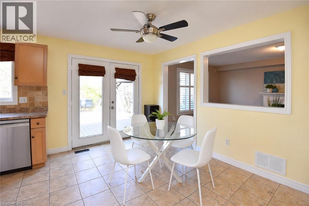 72 ETHERINGTON Crescent, Binbrook, Ontario, L0R1C0 — Photo 4