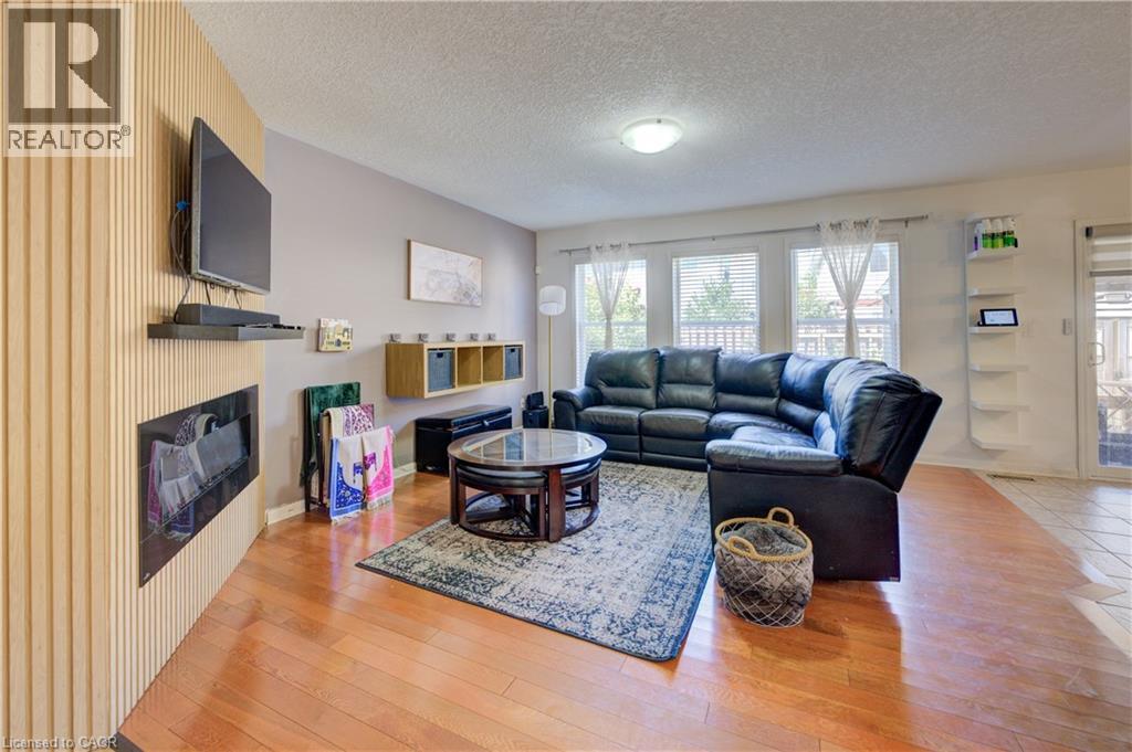 12 BUGDALE Drive, Cambridge, Ontario, N1T2K2 — Photo 12