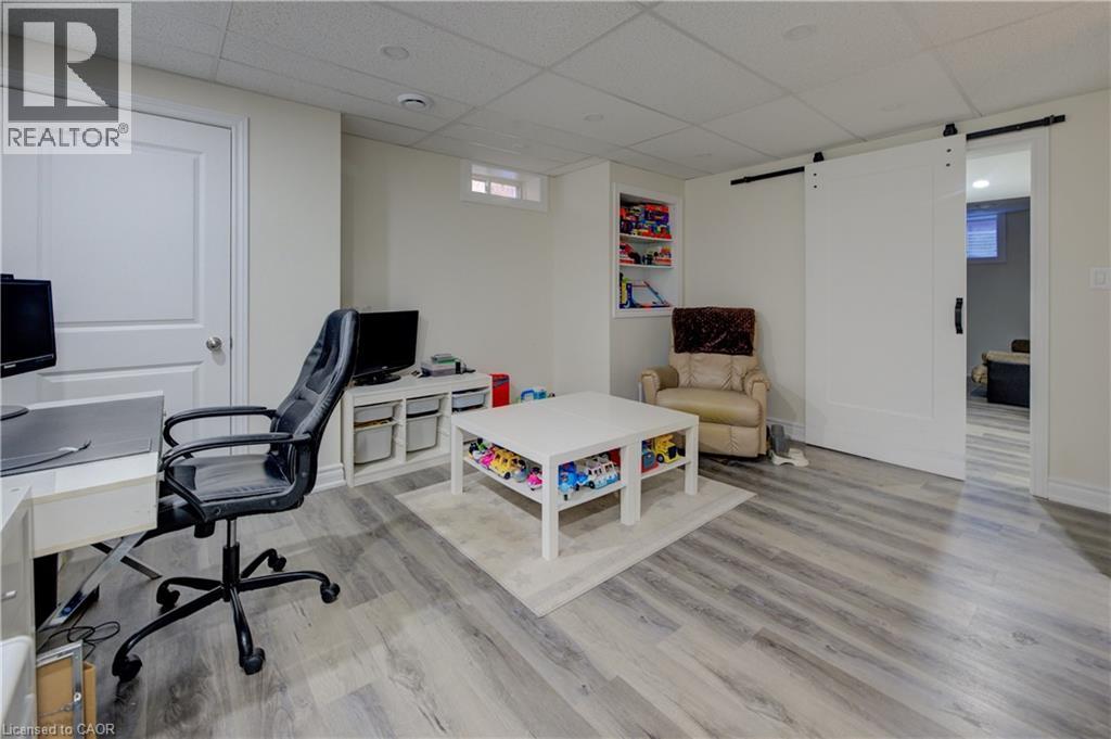 12 BUGDALE Drive, Cambridge, Ontario, N1T2K2 — Photo 31